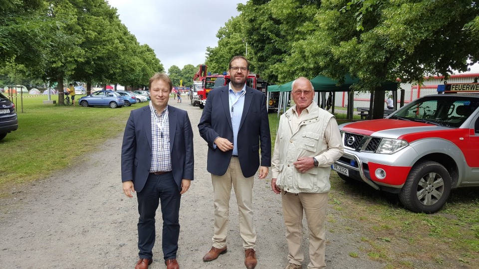 V.l.n.r.: Sebastian Steineke MdB, Gordon Hoffmann MdL und Hans-Joachim Lüttschwager am Samstag in Wittenberge V.l.n.r.: Sebastian Steineke MdB, Gordon Hoffmann MdL und Hans-Joachim Lüttschwager am Samstag in Wittenberge